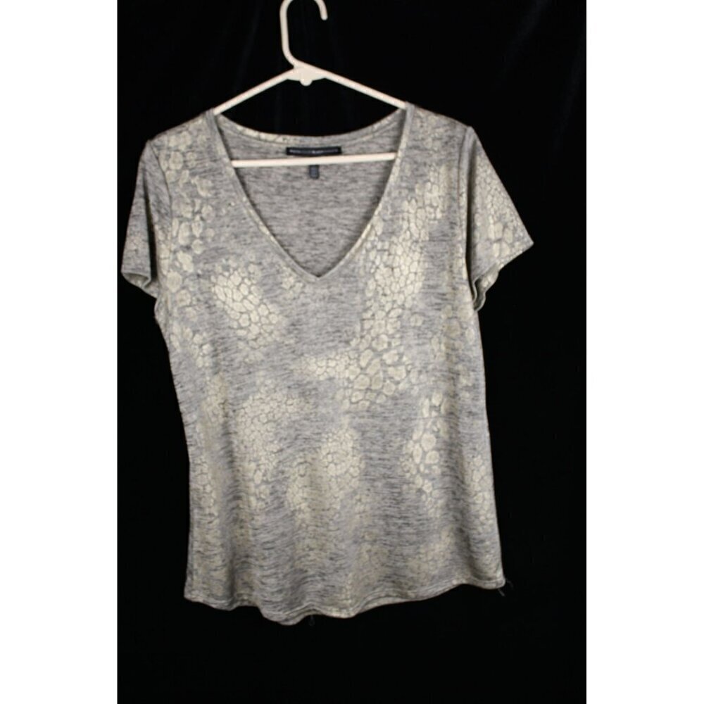 White House Black Market Women's T-Shirt Size Large